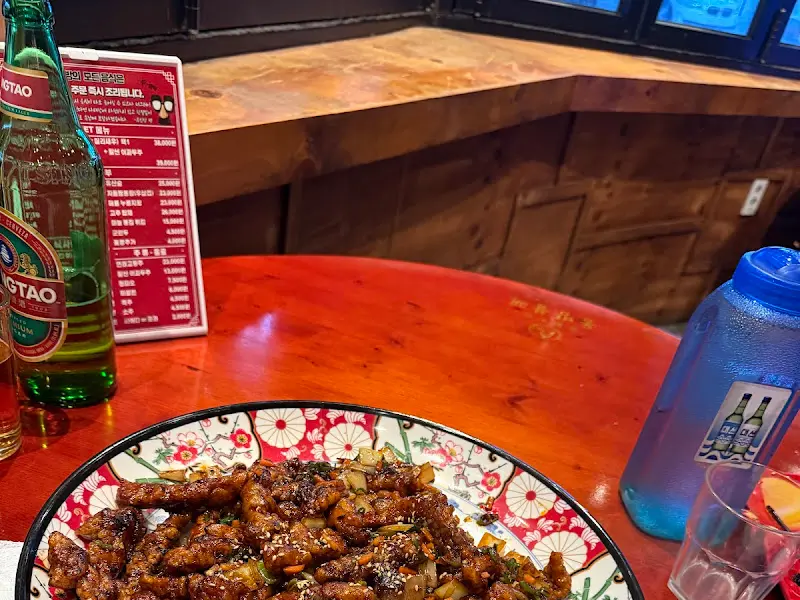 윤기가 흐르는 깐풍새우