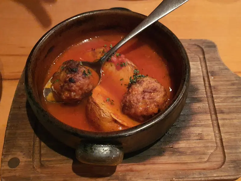 먹음직스러운 뽈뽀