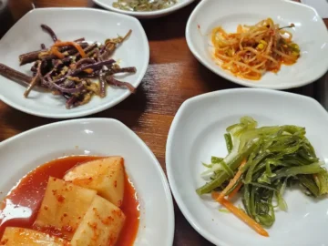 고향의 손맛이 느껴지는 홍성 김치말이 만두전골 맛집 기행