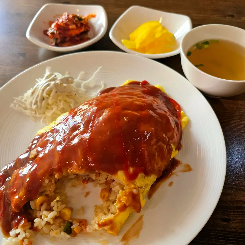 오므라이스 비주얼