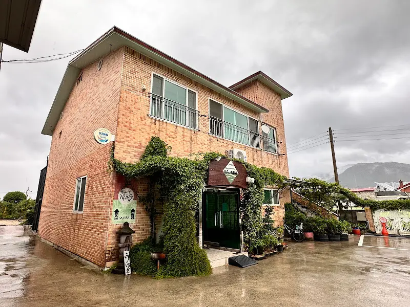 바자라 건물 외관