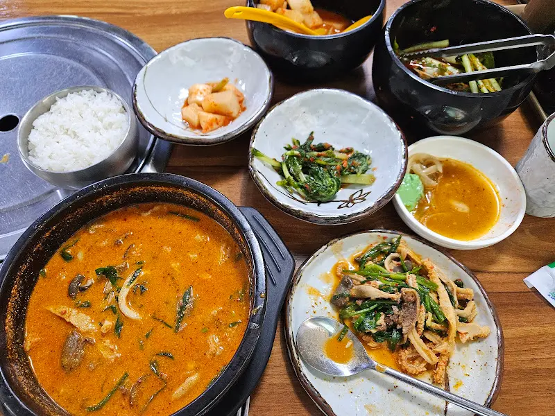 소보양탕 한 상 차림