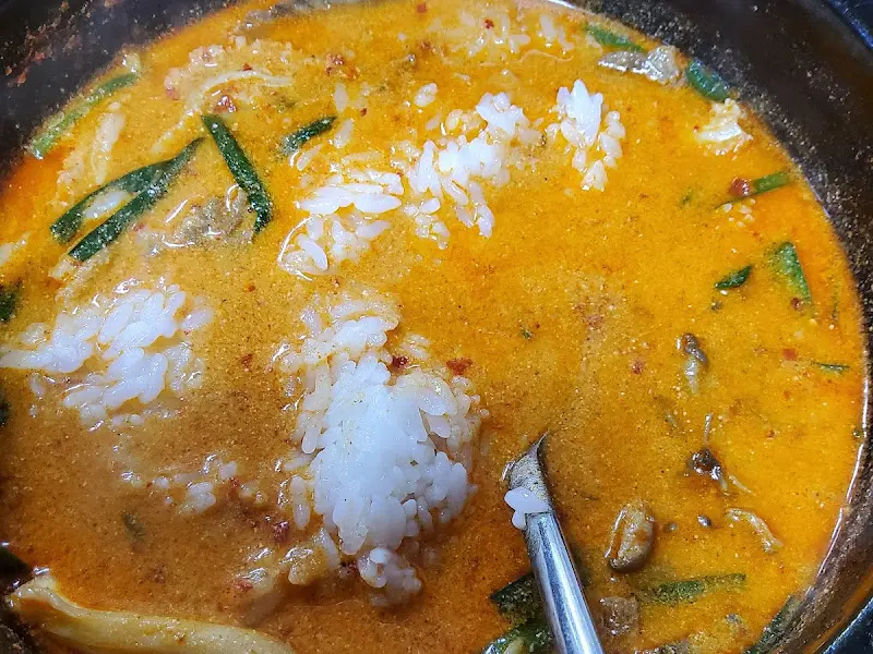 밥 말아 먹는 소보양탕