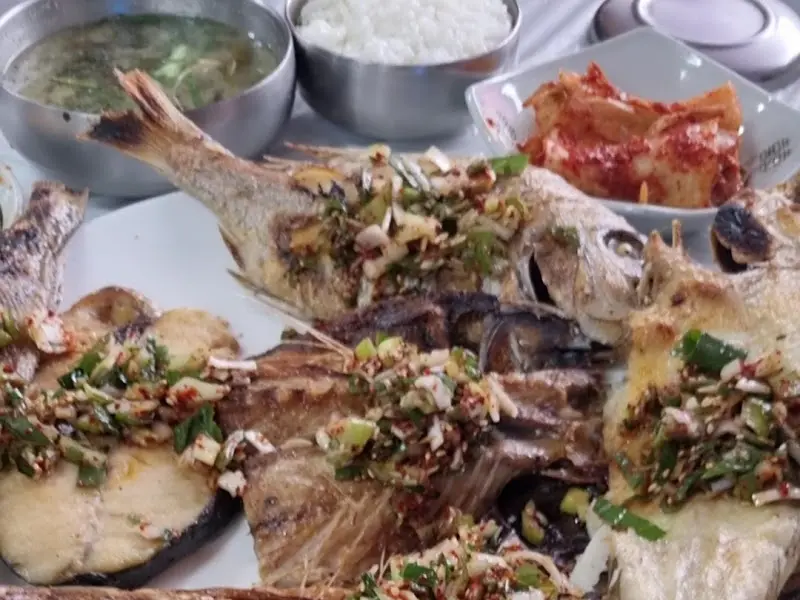 상차림 전체 모습