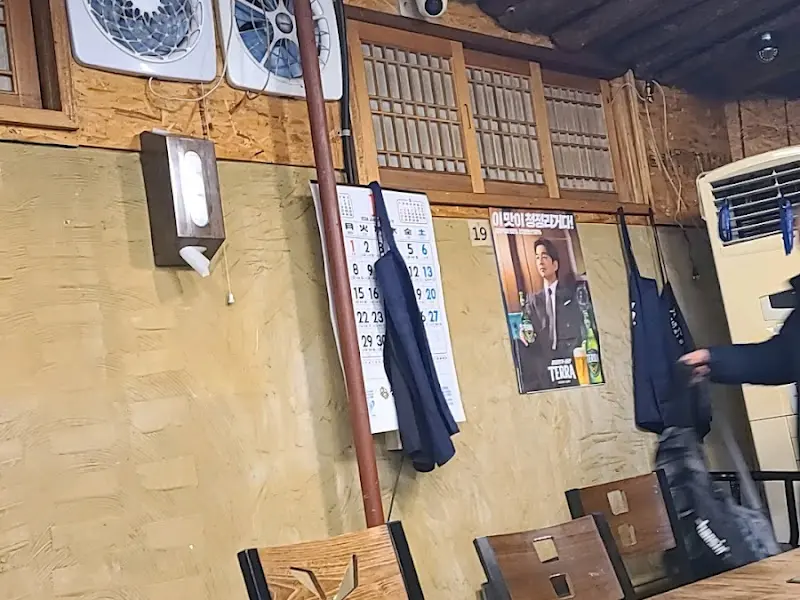 오리고기와 곁들임 채소