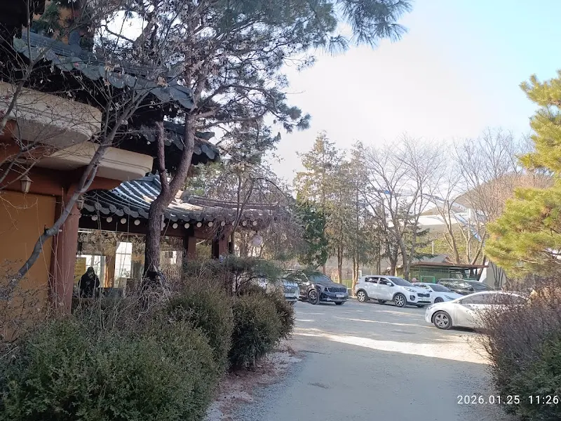 서운칼국수 주차장