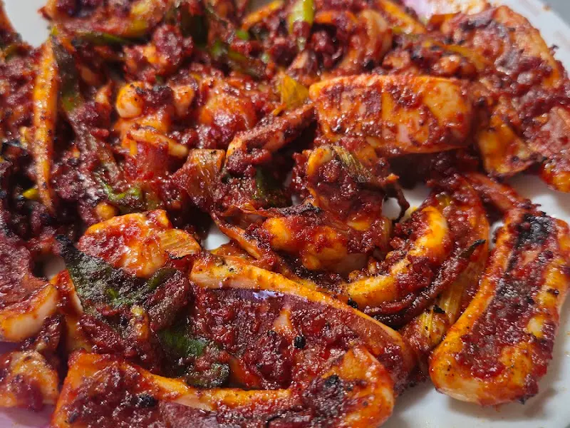 용궁단골식당 상주점의 오징어불고기 클로즈업