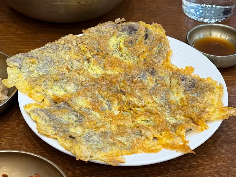 윤기가 좔좔 흐르는 육전