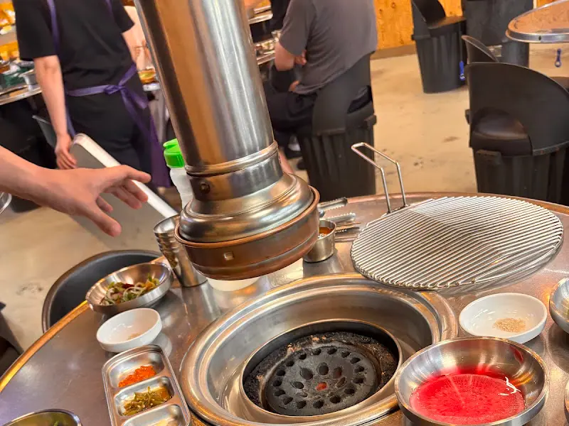 테이블과 환풍구