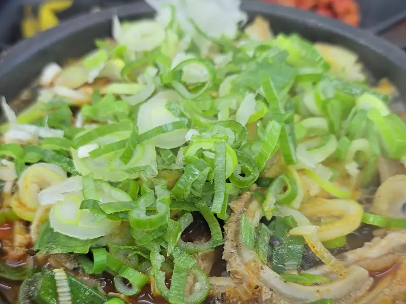 푸짐한 양을 자랑하는 양평해장국