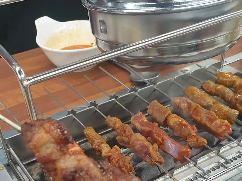 자동으로 돌아가는 양꼬치