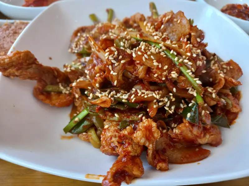 윤기가 흐르는 제육볶음