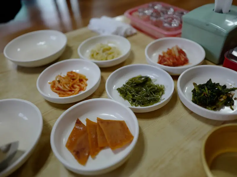 정갈한 밑반찬