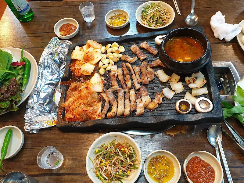 육회의 아름다운 자태