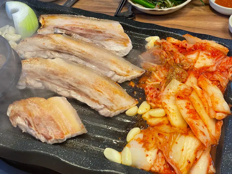 다시 봐도 먹음직스러운 삼겹살