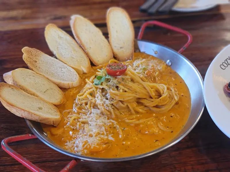 새우 로제 파스타 근접 샷