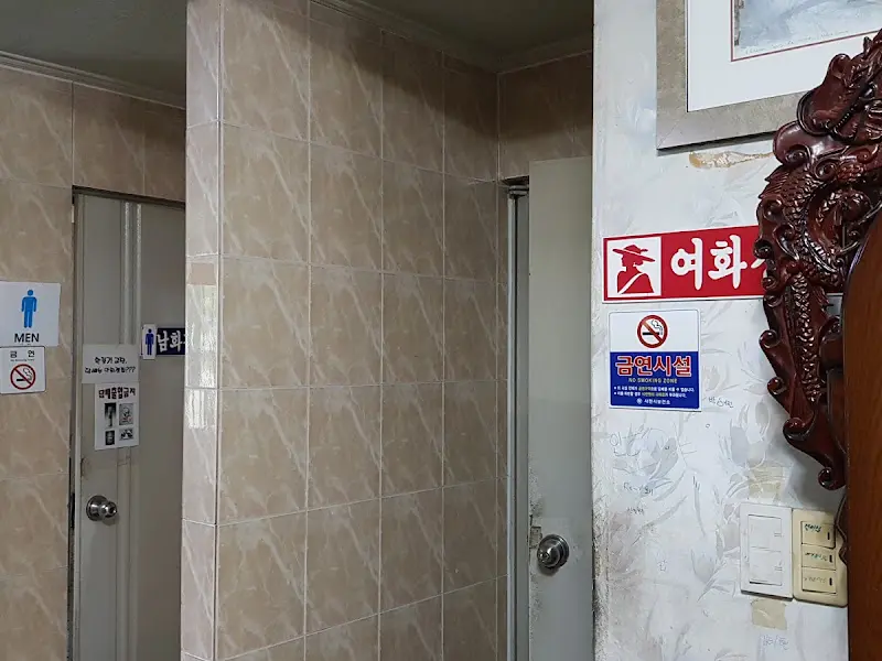 재건냉면 내부 모습