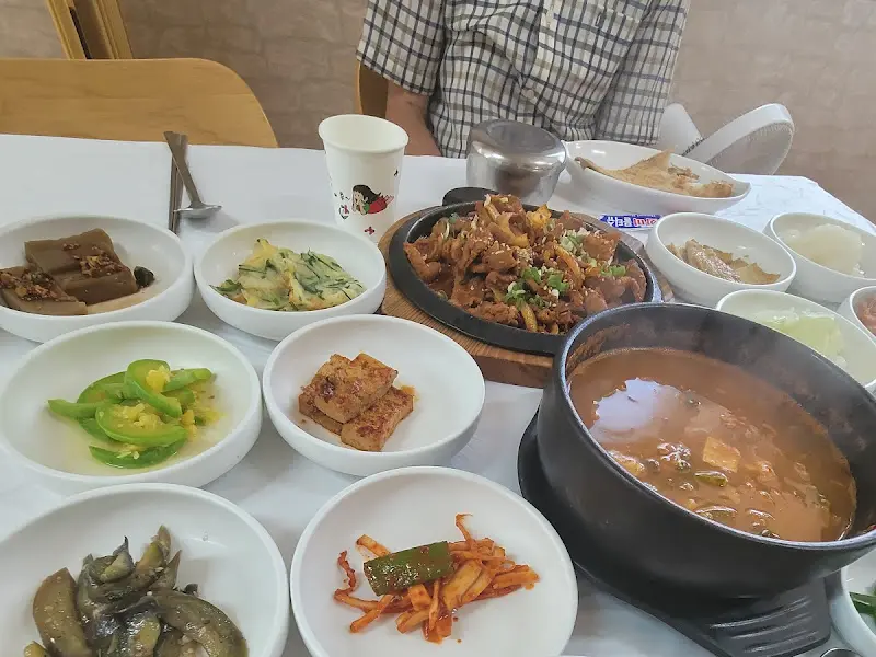 구수한 청국장 뚝배기