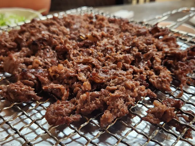 석쇠 위에서 구워져 나온 언양불고기