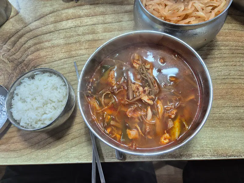 닭개장과 밥, 김치