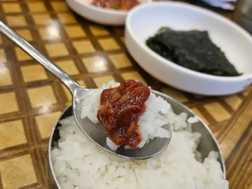 천안 봉명동의 숨은 보석, 목민촌에서 맛보는 우렁쌈밥 레전드!