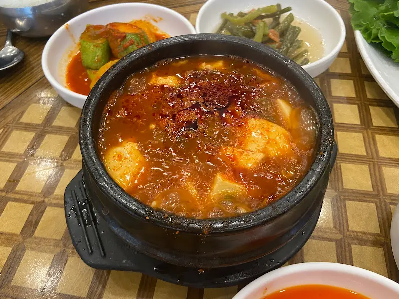 보글보글 끓고 있는 순두부 찌개