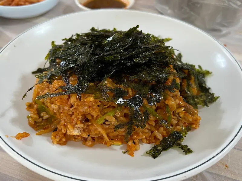 김가루 듬뿍 볶음밥