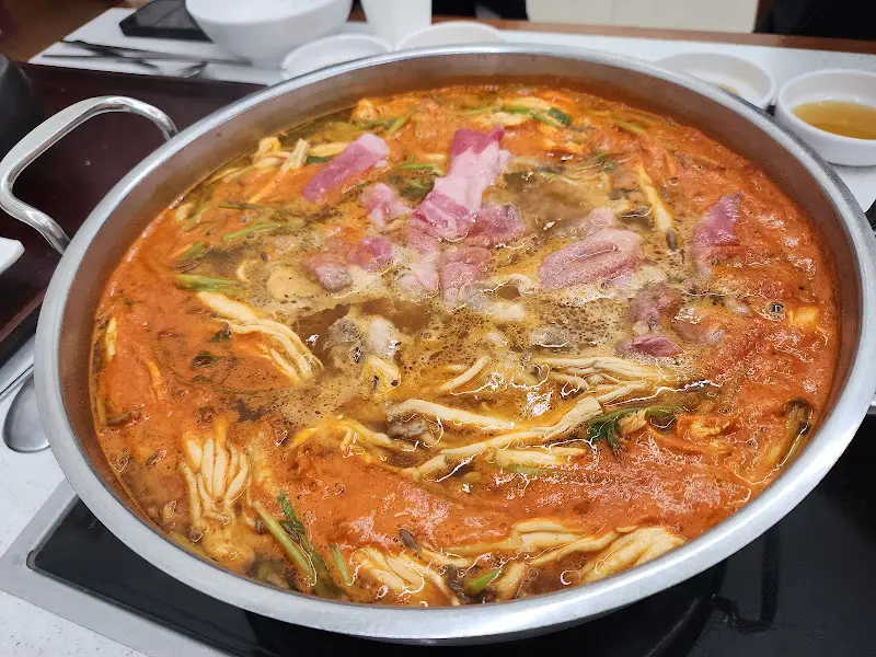 장원갑칼국수 내부