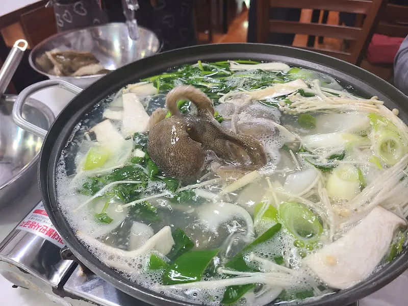 쭈꾸미 샤브샤브