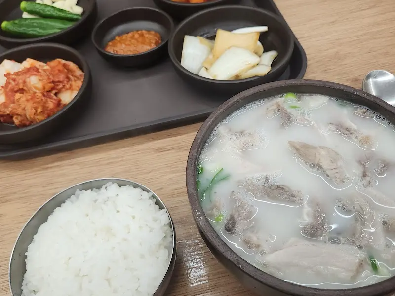 돼지국밥