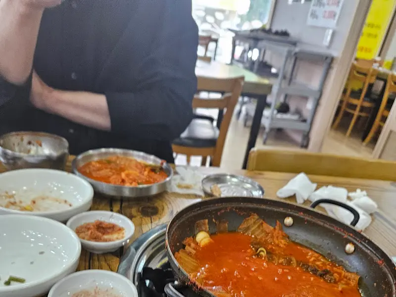 한일식당 식사 후 풍경