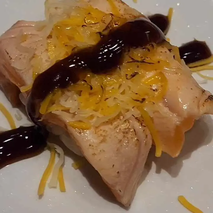 스시텐카이 치즈 연어 초밥