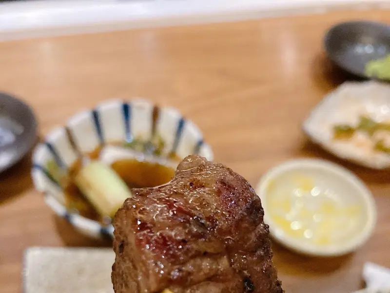 맛있는 양갈비 한 점