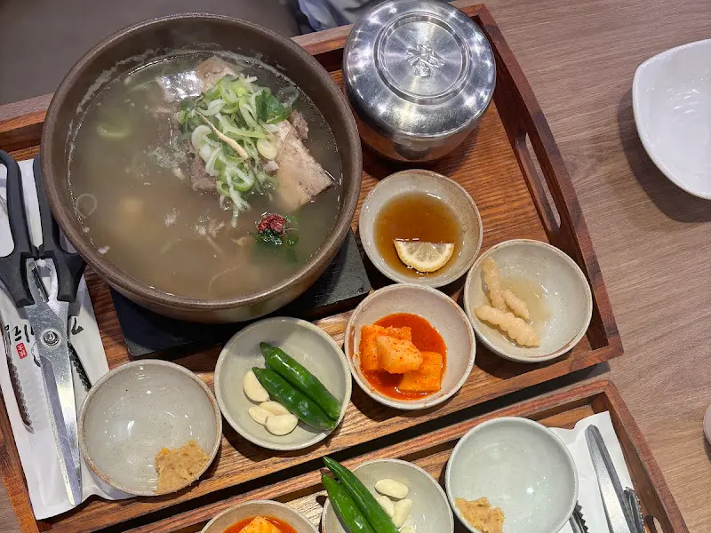 강갈비탕 한상차림 항공샷