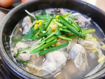 새벽을 깨우는 뜨끈한 국밥 한 그릇, 제천 해장국 맛집 의 숨겨진 보석