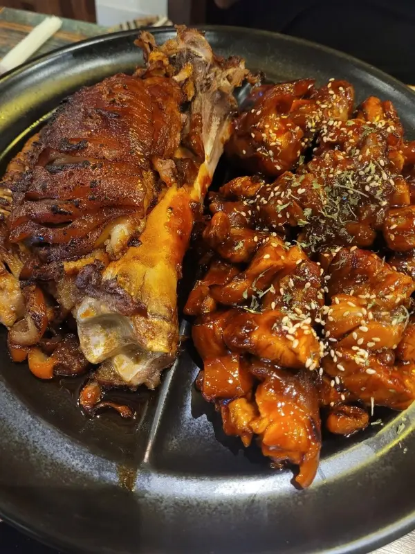 화덕족발과 불족발의 조화