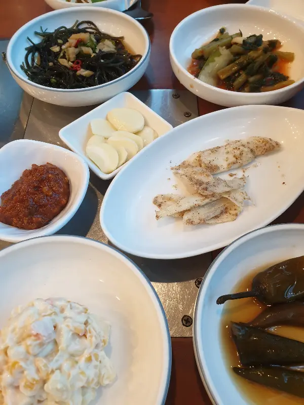 다채로운 밑반찬