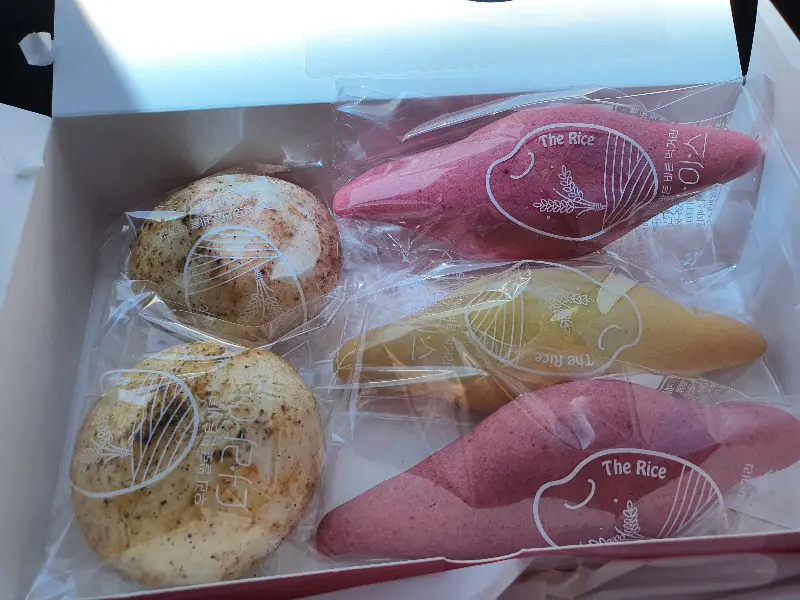 더라이스 고구마빵과 감자빵 단면