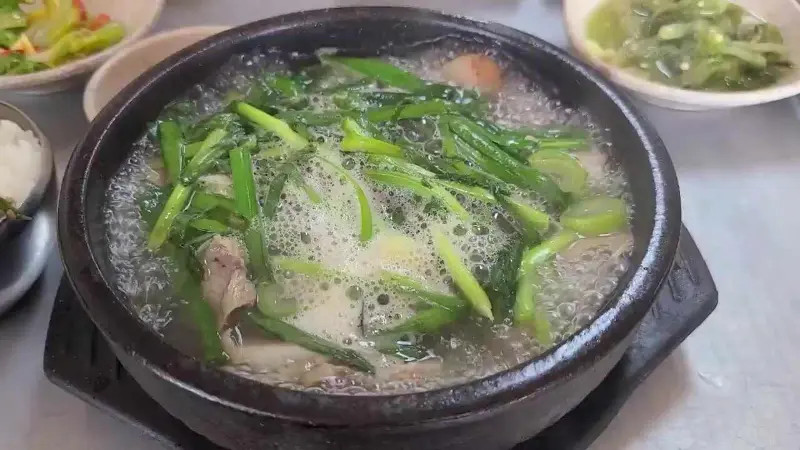 별난국밥 돼지국밥