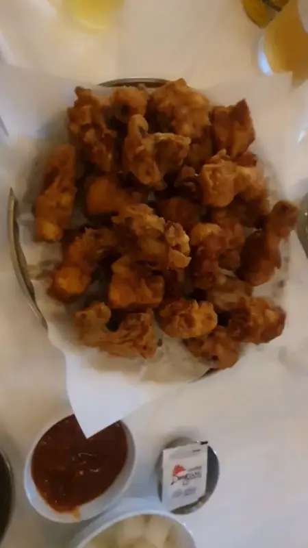 통닭과 양념 소스