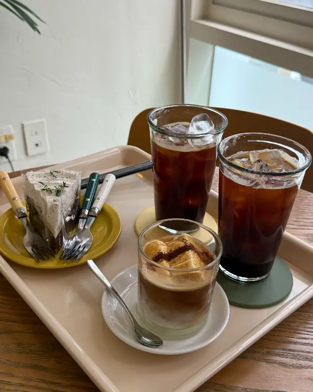 보기에도 예쁘고 맛도 좋은 디저트