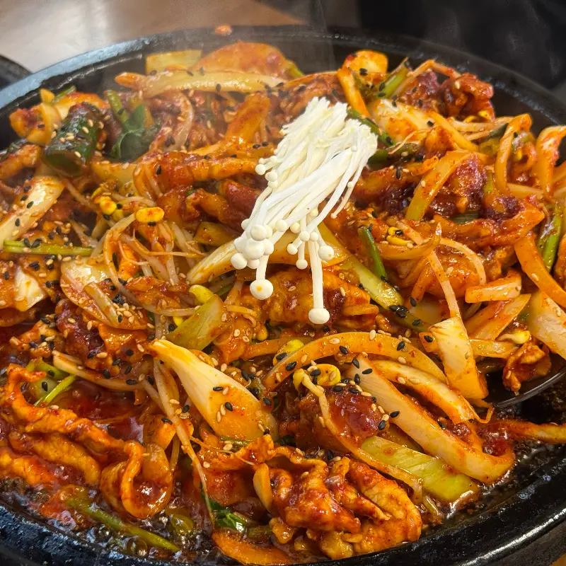 섞어볶음 근접샷