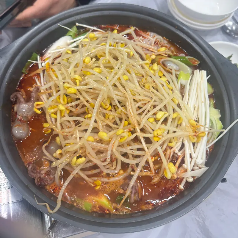 맛있게 익은 갈비찜