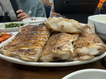 기장 현지인이 인정한 찐 맛집, 못난이식당에서 만난 인생 갈치!