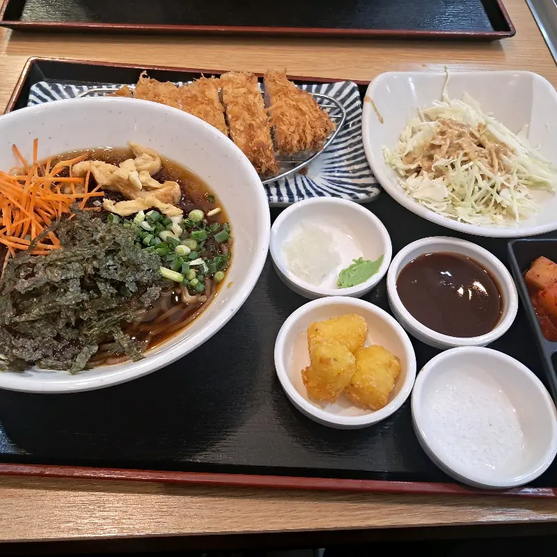 돈까스 모밀 세트