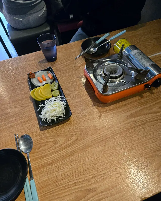 깔끔한 테이블 세팅