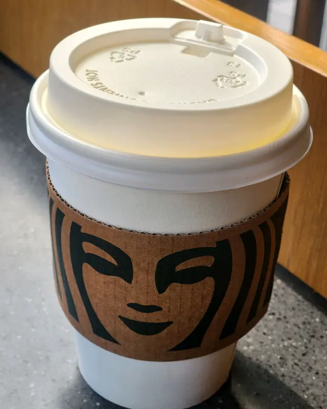 스타벅스 테이크 아웃 컵