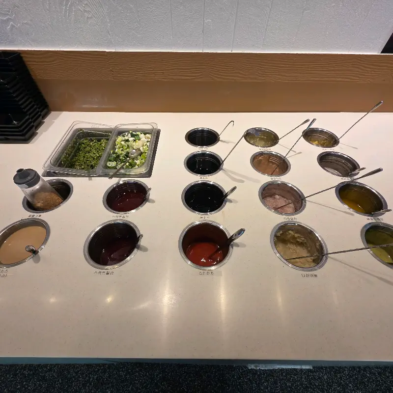 다양한 소스 코너