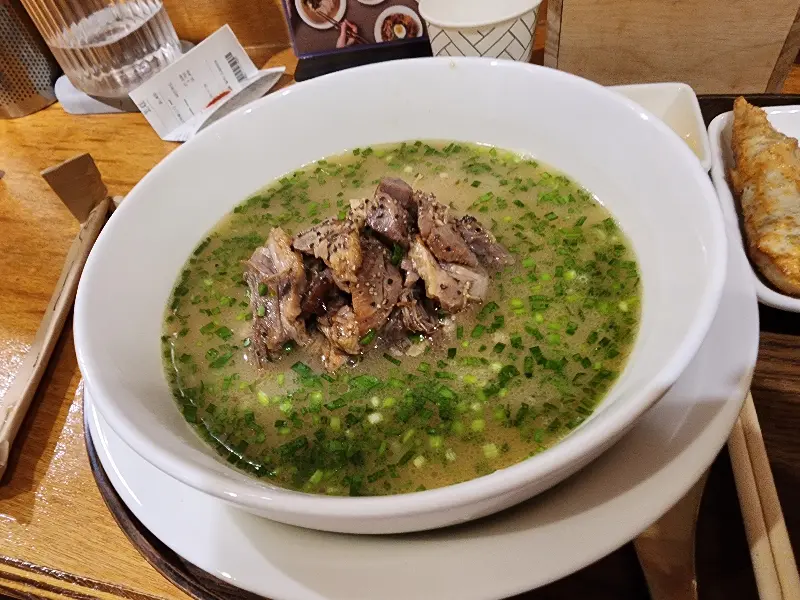 오리고기가 들어간 촉촉한 교자