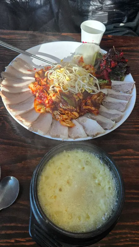 푸짐한 한 상 차림